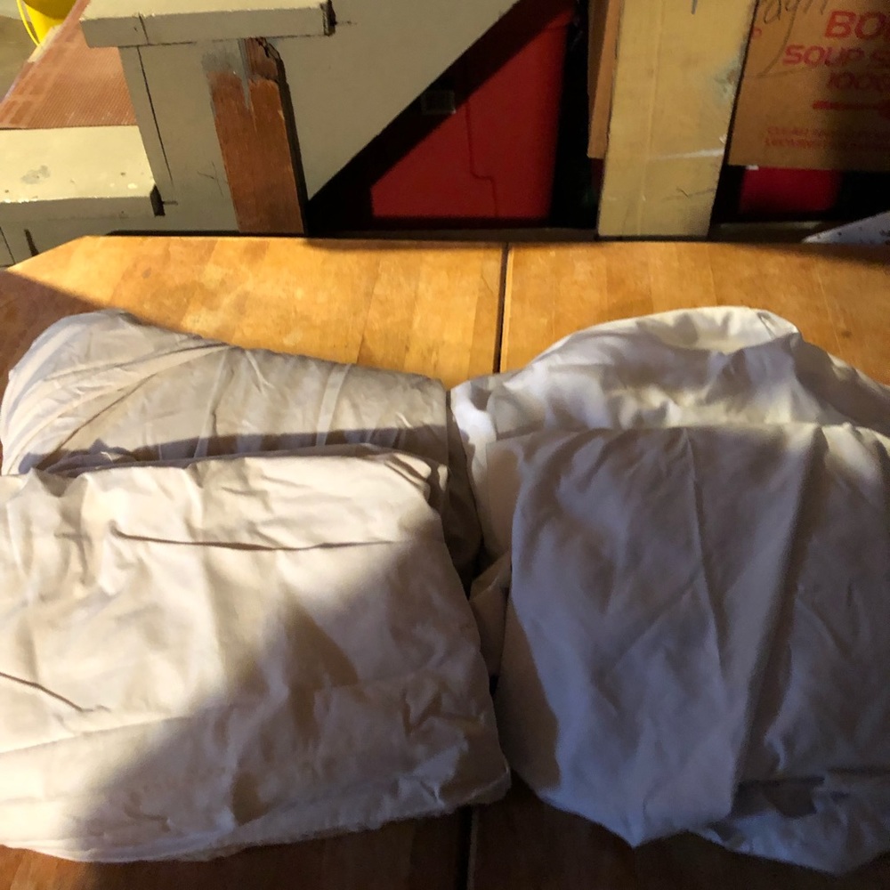 Dorm sheets- XL.